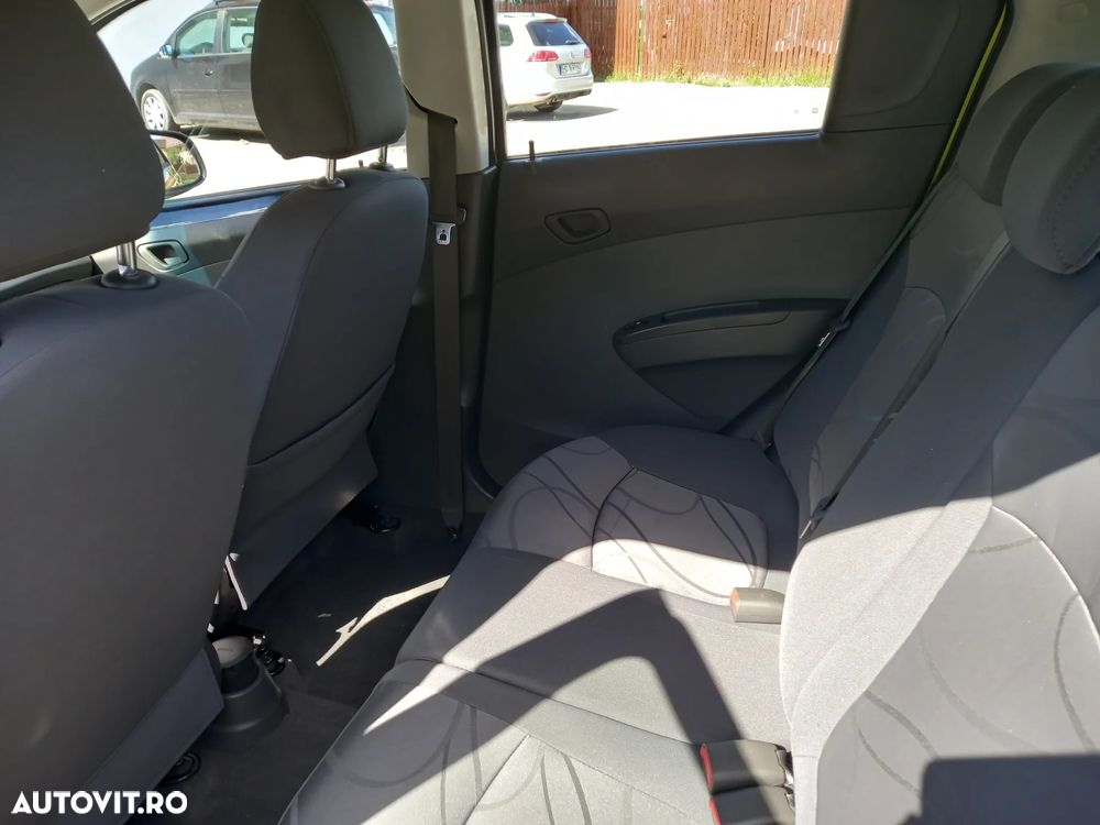 Chevrolet Spark 1.2 LS+ - 9