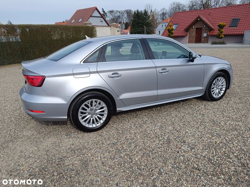 Audi A3 Limousine 1.6 TDI design - 13