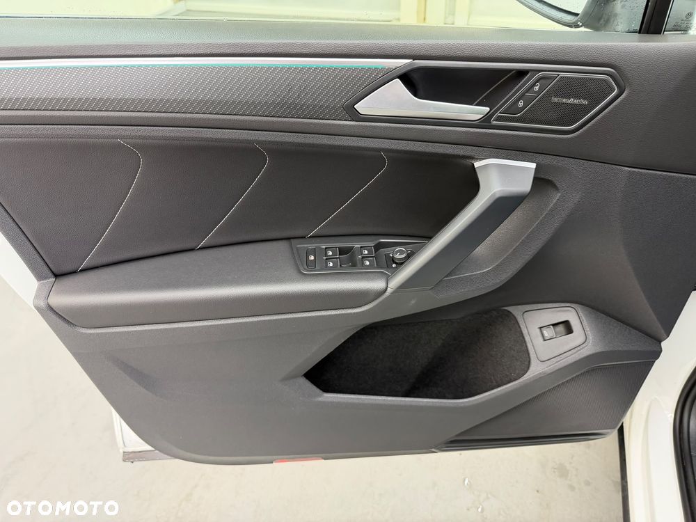 Volkswagen Tiguan 2.0 TSI 4Mot R-Line DSG - 19