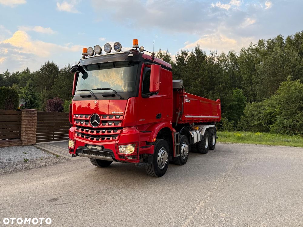 Mercedes-Benz Arocs 4148 8x4 - 5