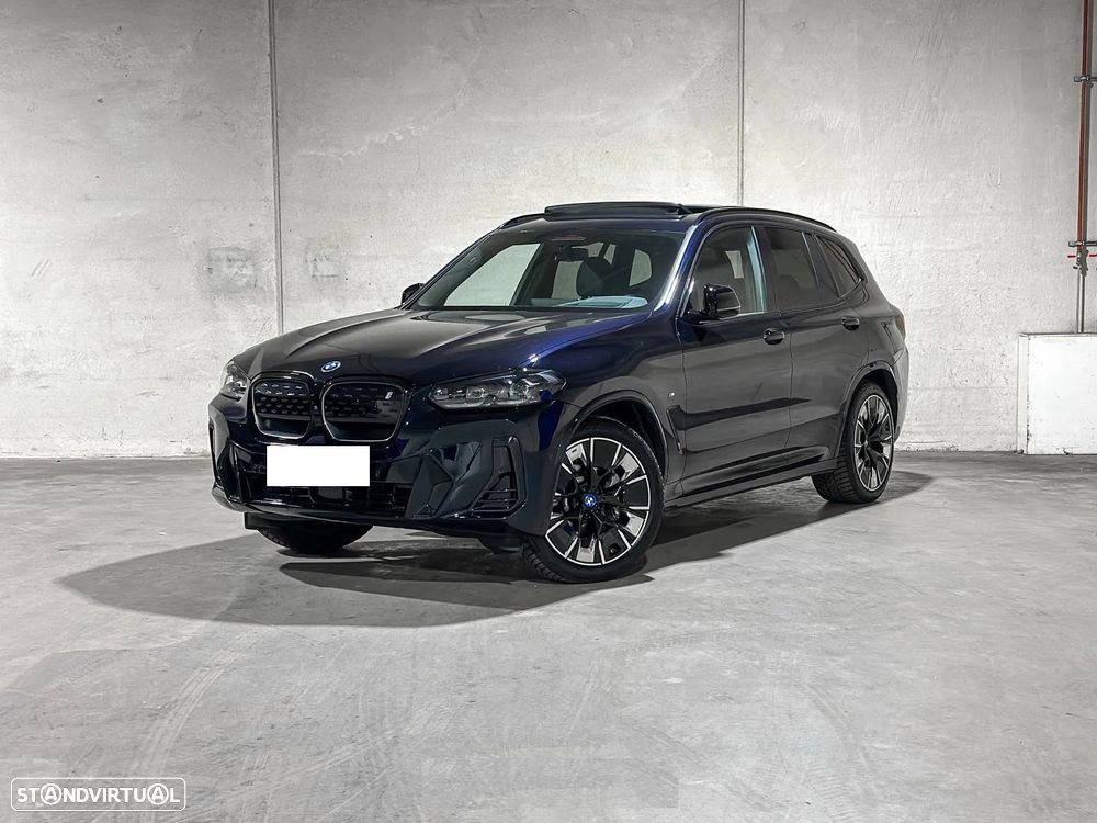 BMW iX3 M Sport Impressive - 32