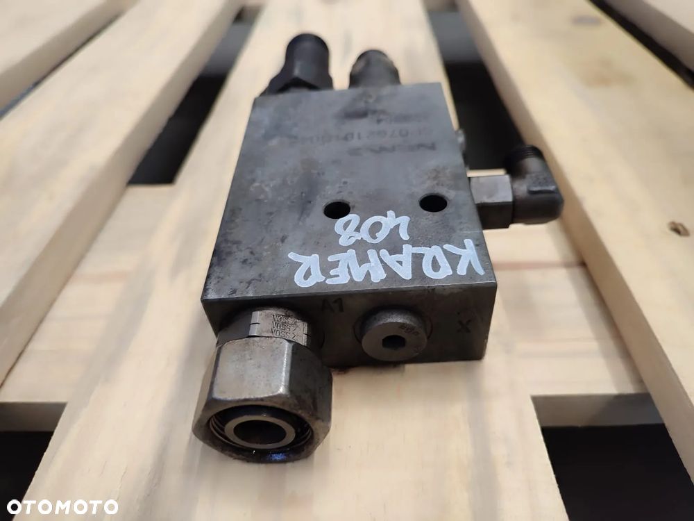 Zamek hydrauliczny 6P0762101S0401 Kramer 408 - 4