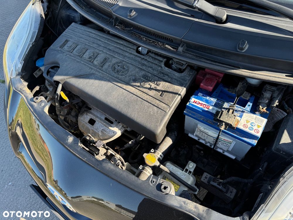 Toyota Yaris 1.33 VVT-i Sol - 9