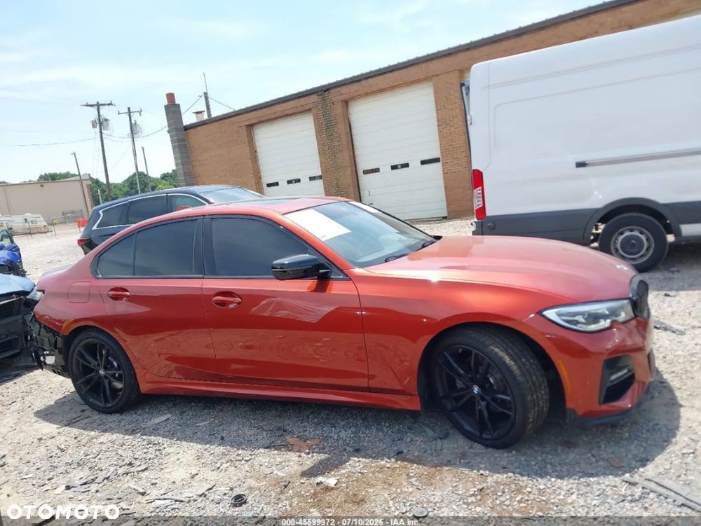 BMW Seria 3 330i xDrive M Sport - 4
