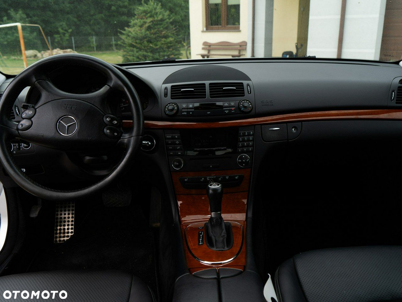 Mercedes-Benz Klasa E - 19