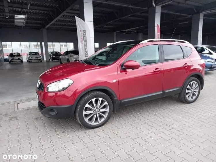 Nissan Qashqai 2.0 dCi 4x4 Tekna - 2