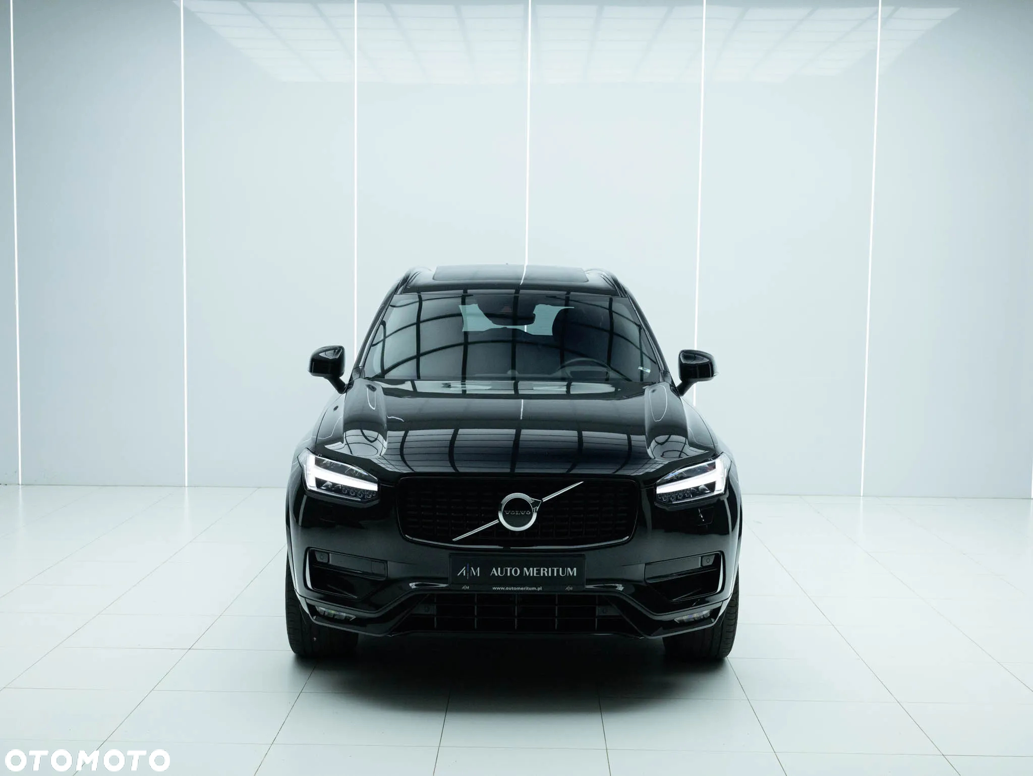 Volvo XC 90 - 9