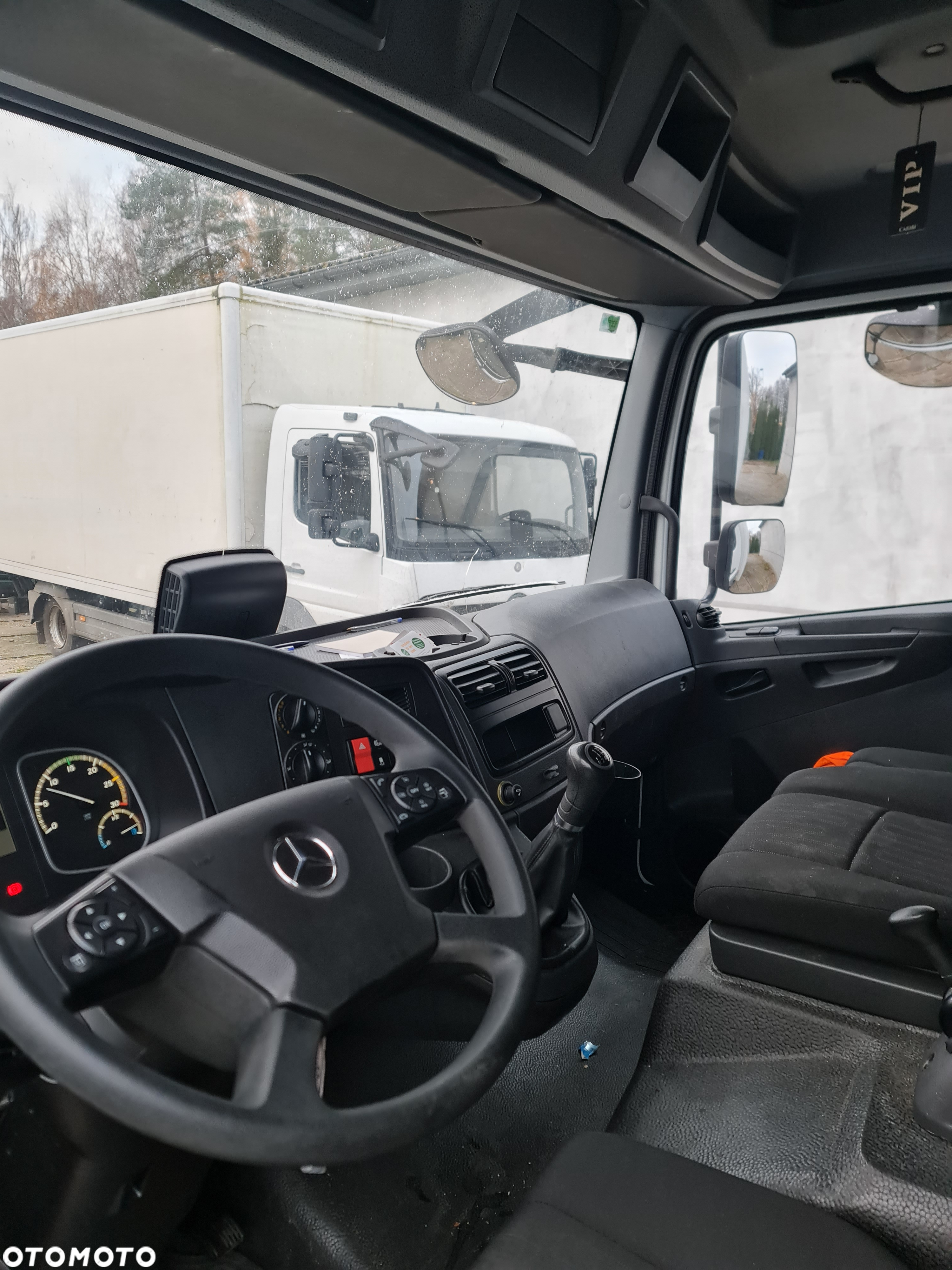 Mercedes-Benz Atego 818 - 17