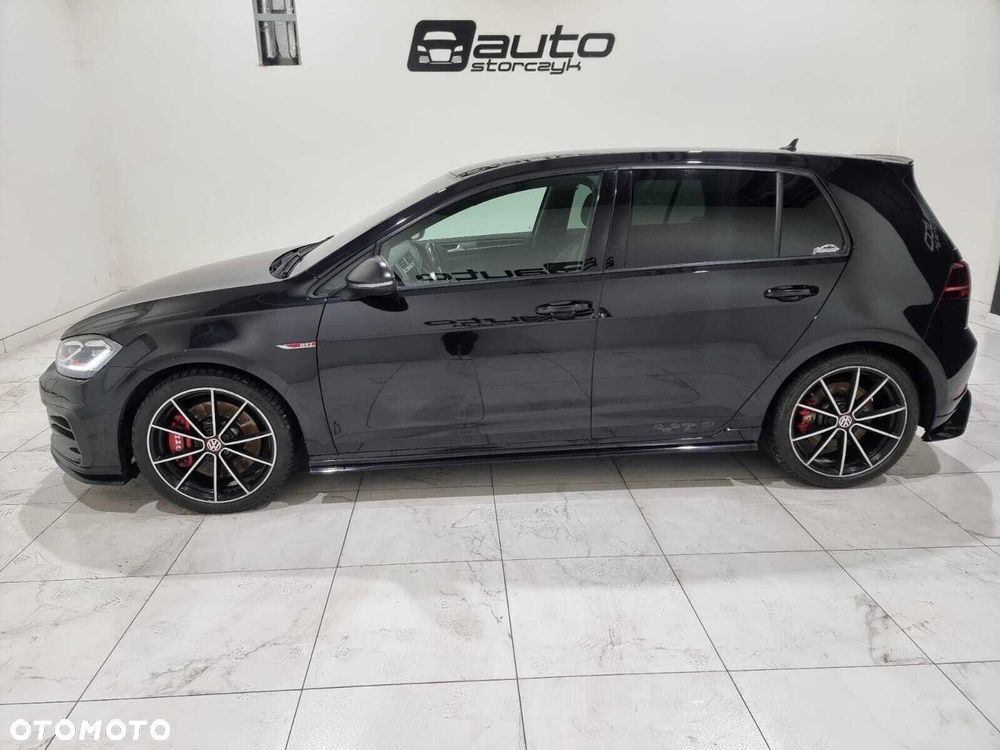 Volkswagen Golf - 3