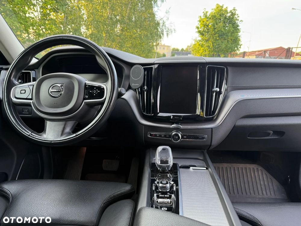 Volvo XC 60 B4 D Inscription - 4