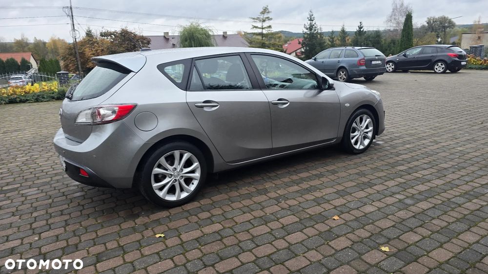 Mazda 3 - 9