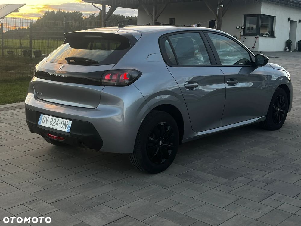 Peugeot 208 2023 photo 4