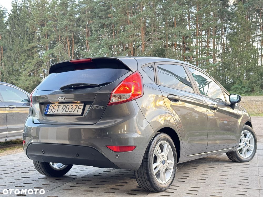 Ford Fiesta 2015 photo 3
