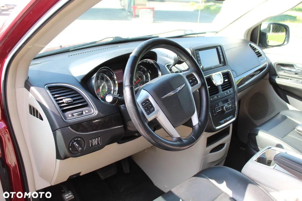 Chrysler Town & Country 3.6 Touring - 7