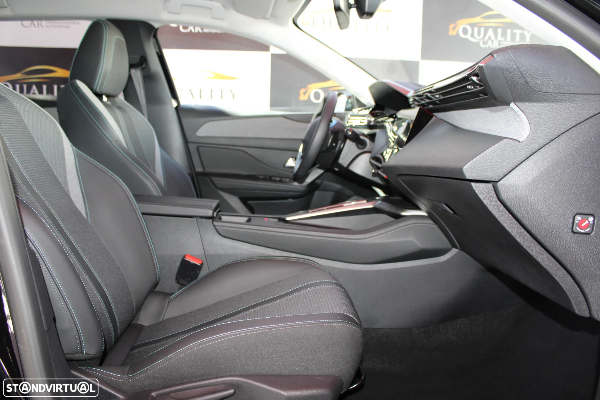 Peugeot 308 SW 1.5 BlueHDi Allure EAT8 - 12