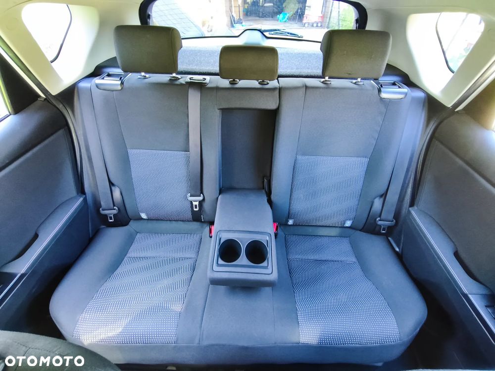 Toyota Auris - 23