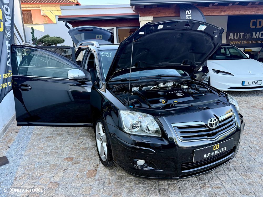 Toyota Avensis SW 2.2 D-4D Executive - 30