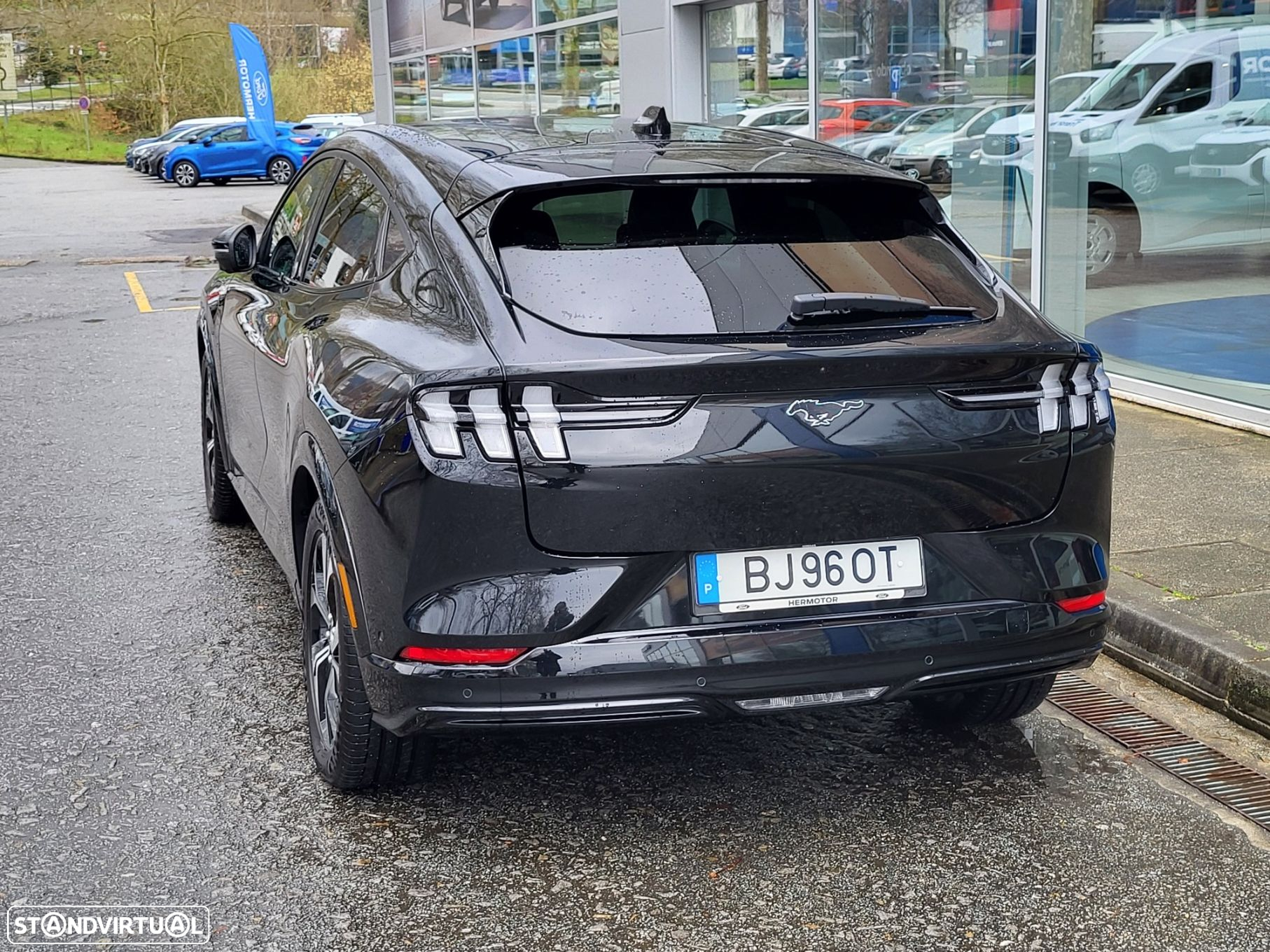 Ford Mustang Mach-E Premium - 6