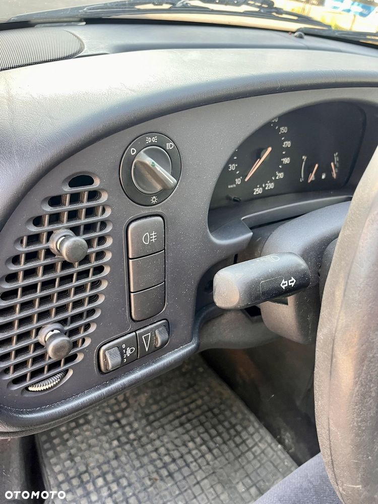 Saab 900 2.0 - 18