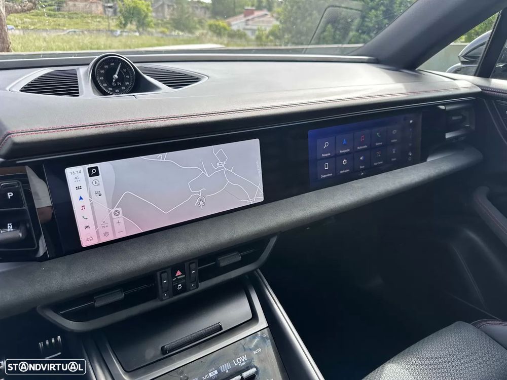 Porsche Macan Electric GTS - 56