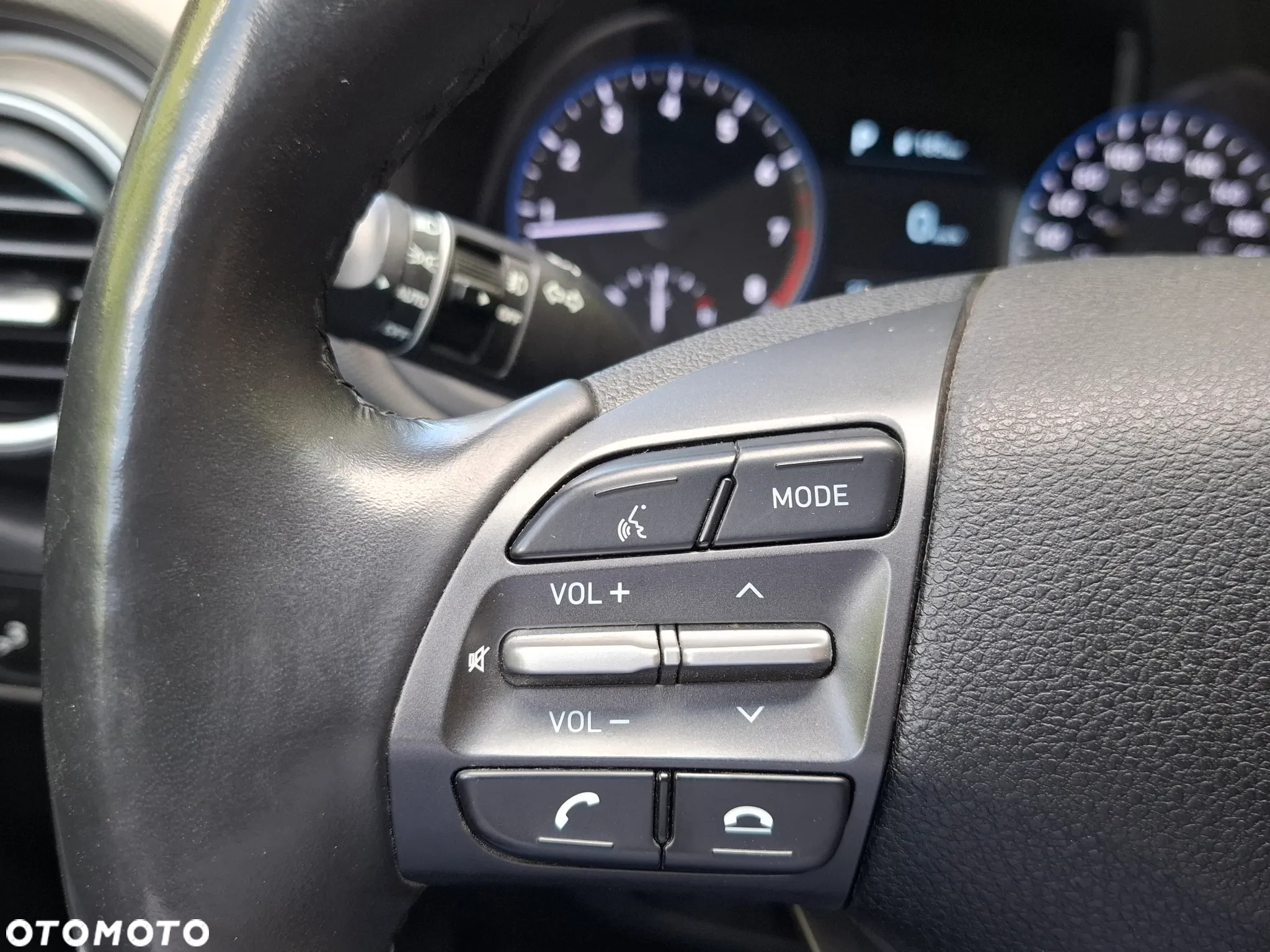 Hyundai Kona - 8