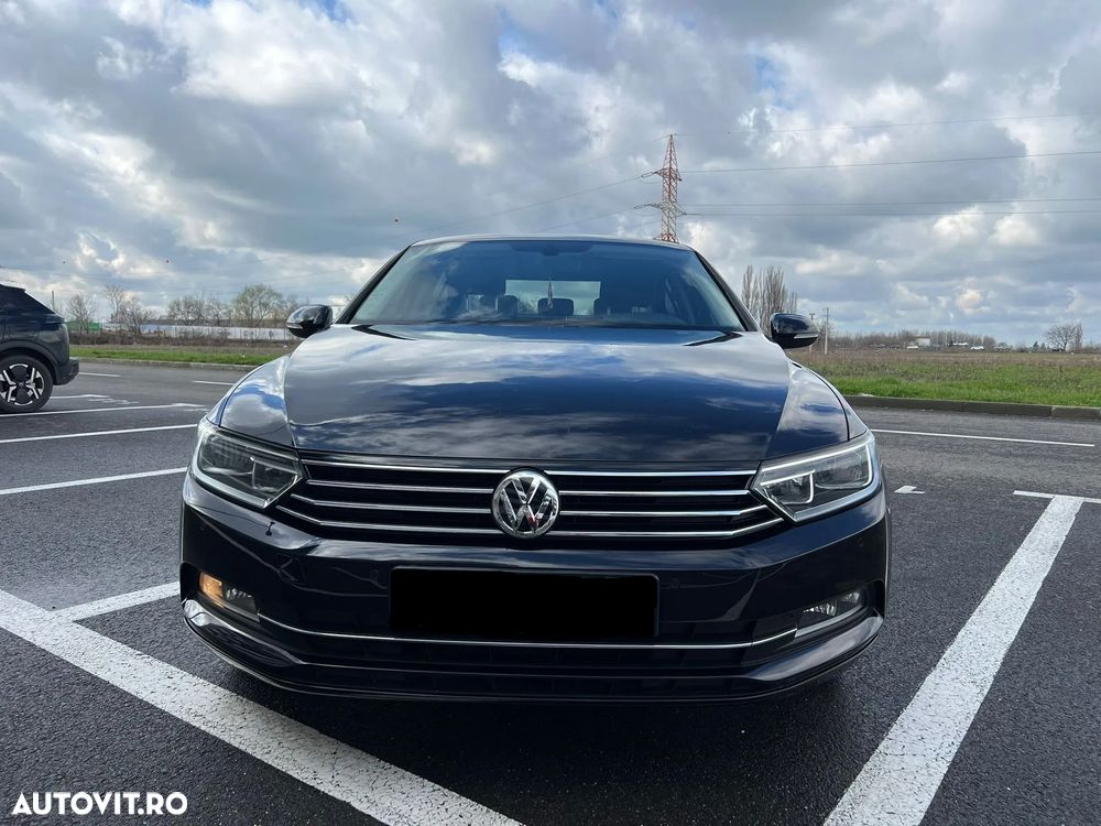 Volkswagen Passat - 12