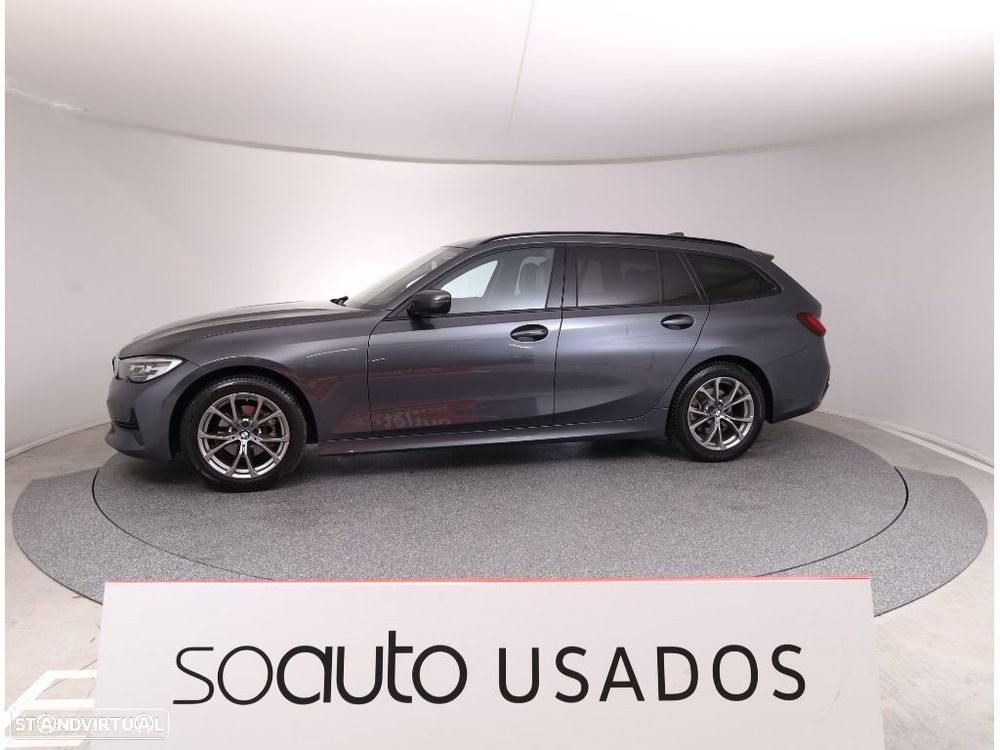 BMW 318 d Touring Line Sport Auto - 4
