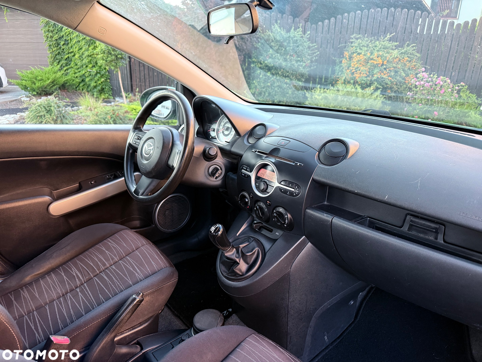 Mazda 2 1.3 Exclusive - 20