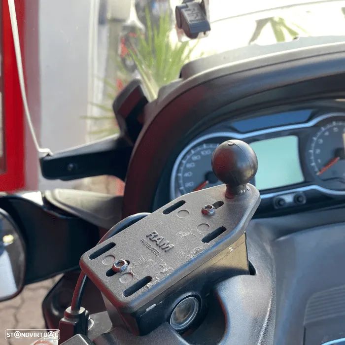 Suzuki Burgman 650 - 14