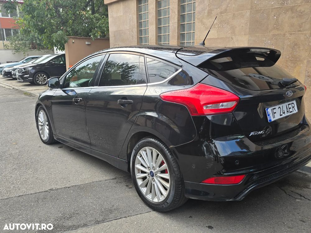 Ford Focus - 2