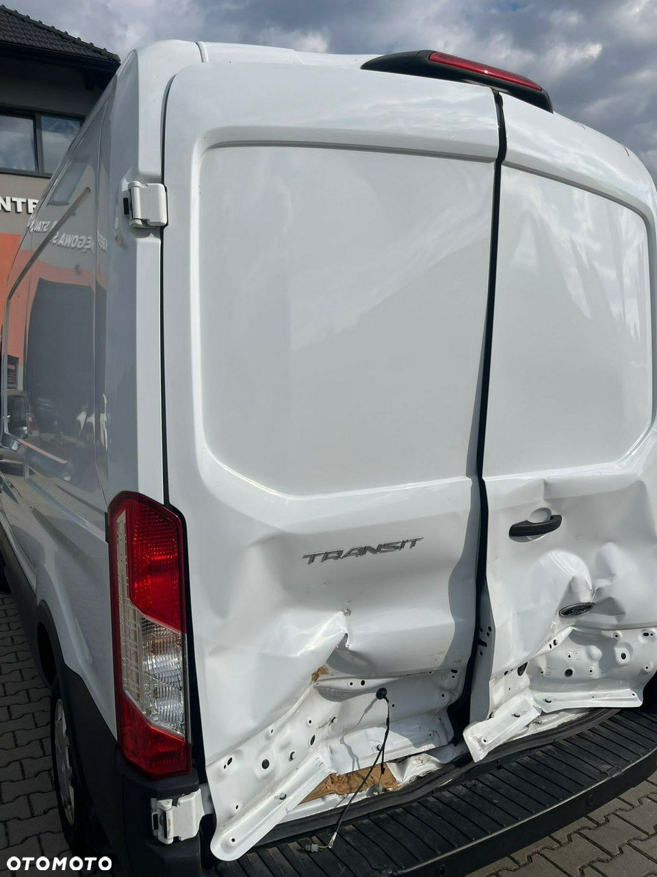 Ford Transit - 8