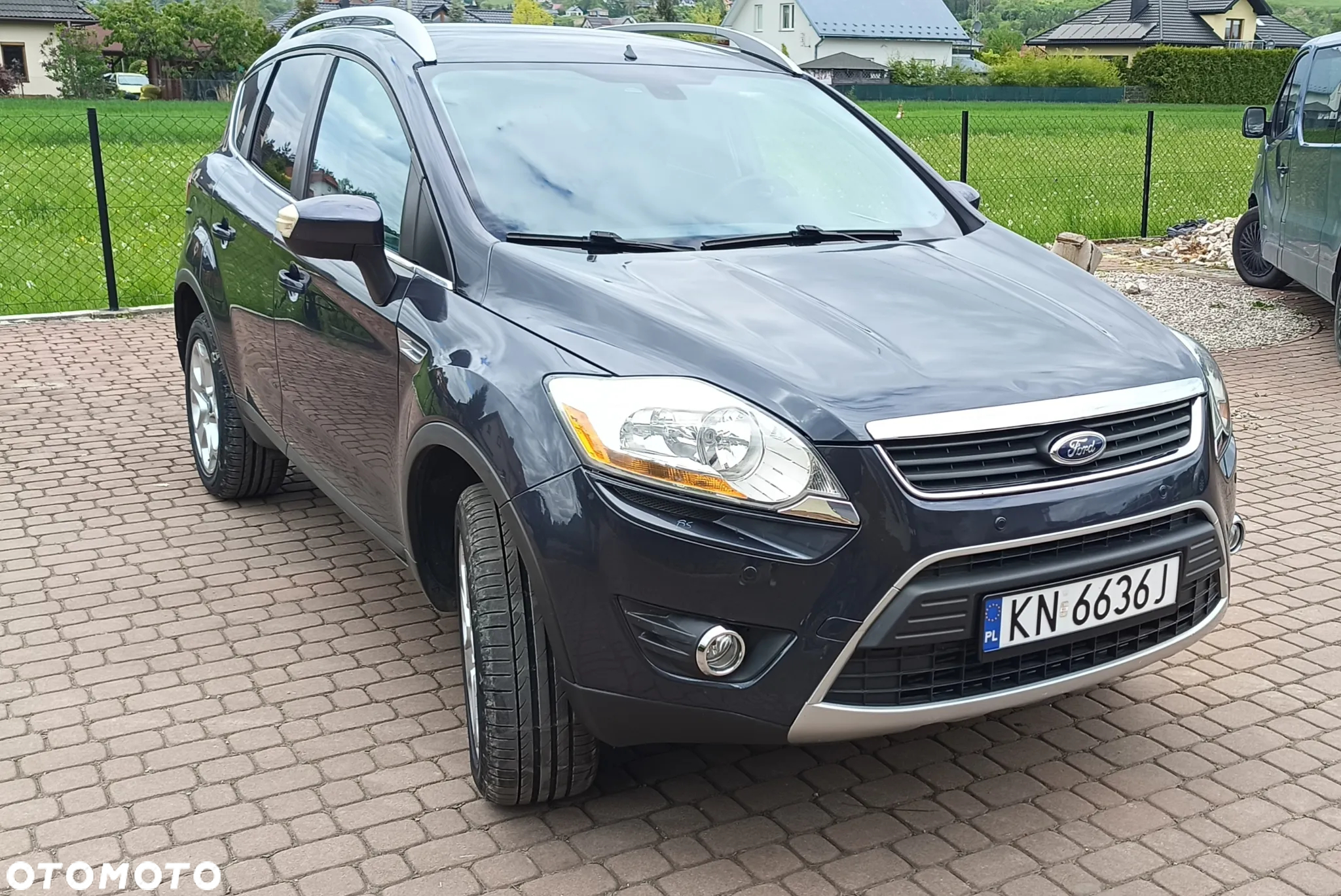 Ford Kuga 2.0 TDCi 4x4 Titanium - 2