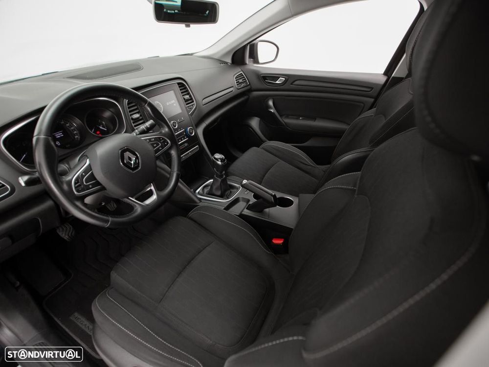 Renault Mégane 1.5 Blue dCi Limited - 6