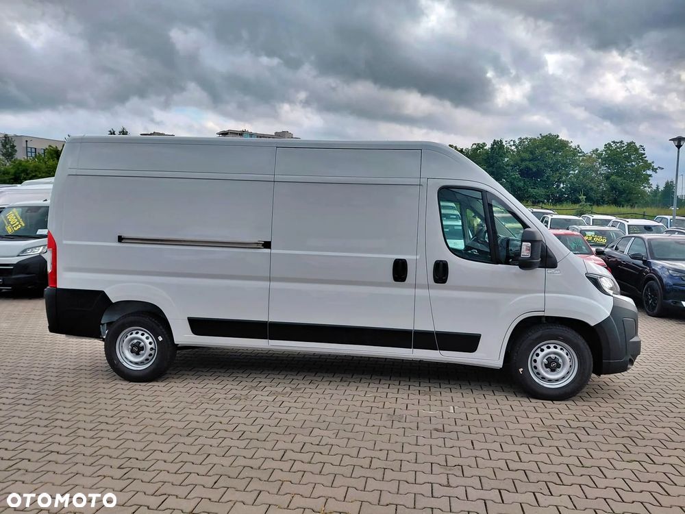 Opel Movano - 8