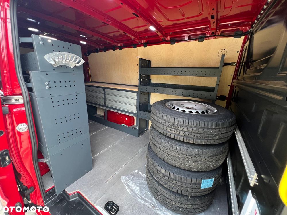 Volkswagen CRAFTER 2,0 TDI ZABUDOWA WARSZTATOWA WURTH / SERWIS ASO VW / FABRYCZNY LAKIER - 32