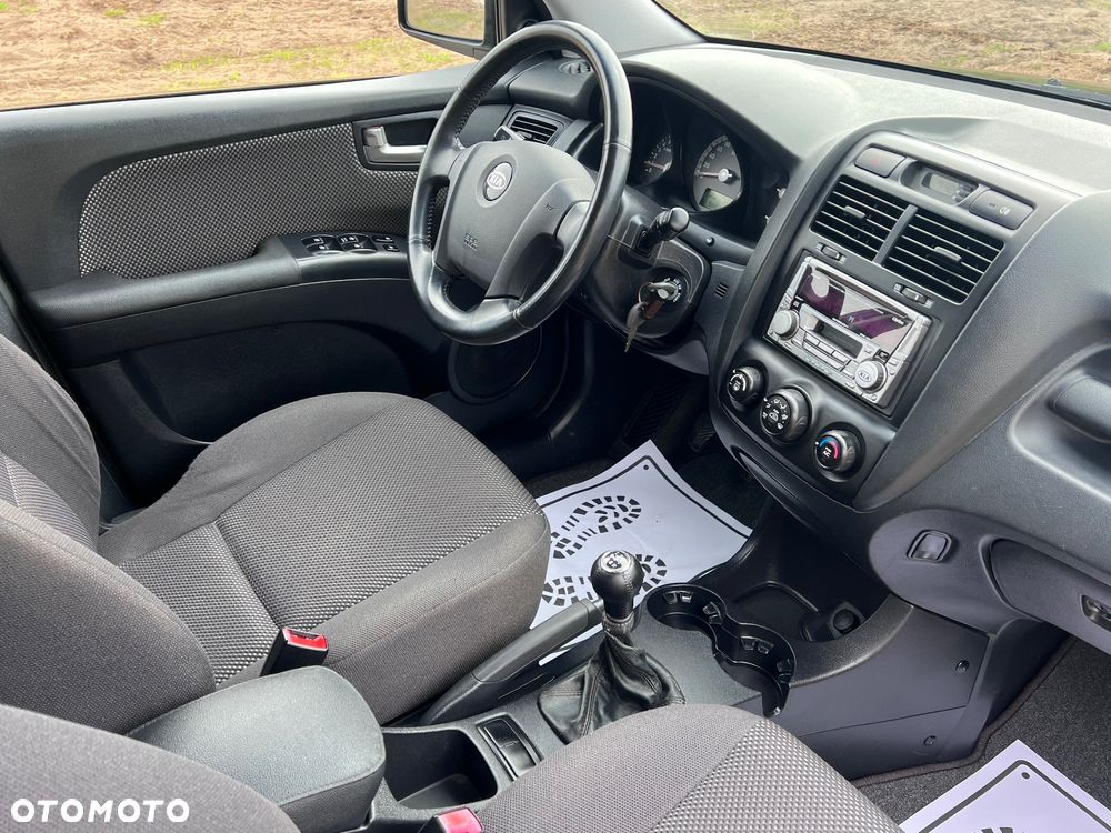 Kia Sportage 2.0 2WD Champ - 29