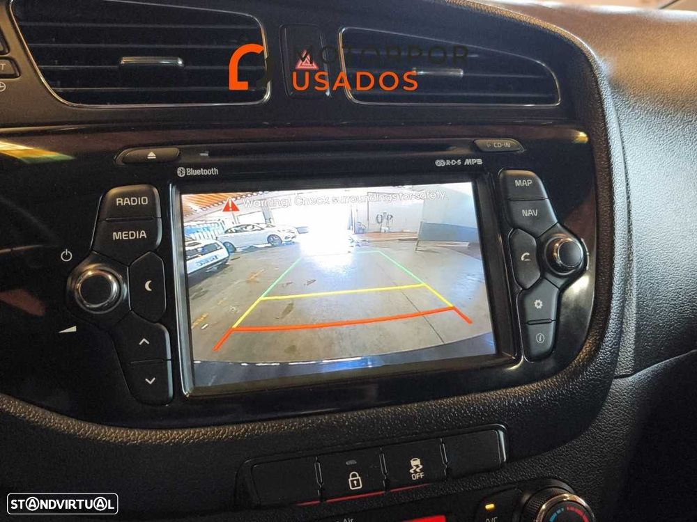 Kia Ceed 1.6 CRDi More Edition - 23