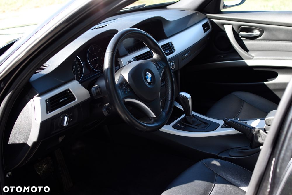 BMW Seria 3 - 24