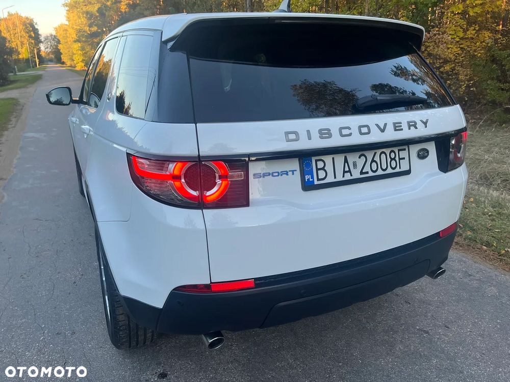 Land Rover Discovery Sport - 32