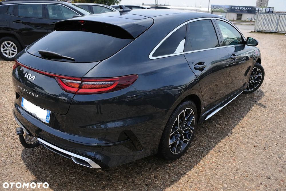 Kia ProCeed 1.5 T-GDI DCT7 OPF GT LINE - 4