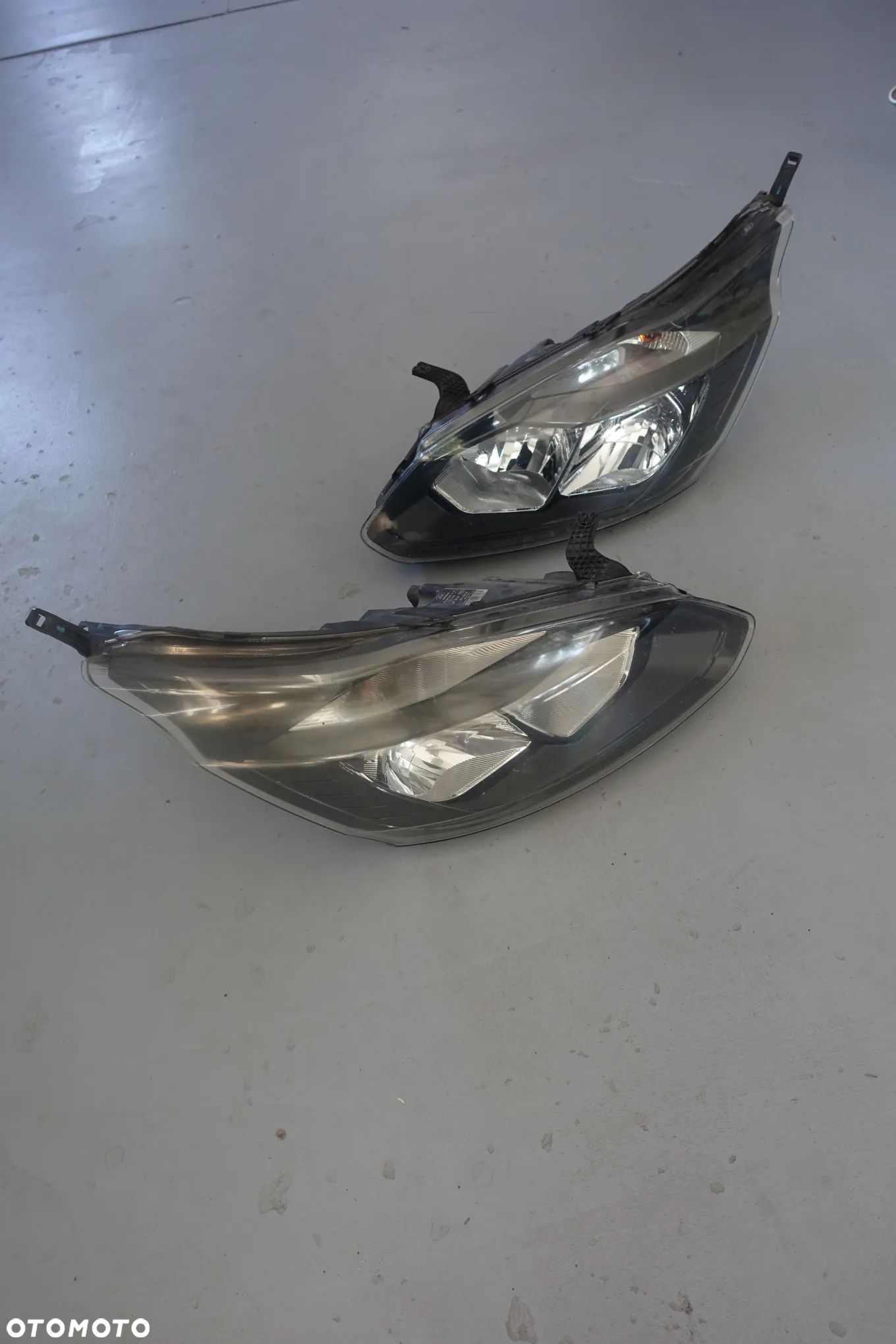 LAMPA LEWY PRAWY PRZÓD TRANSIT CUSTOM 14r. - 1