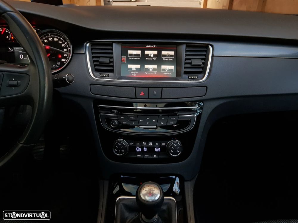 Peugeot 508 SW 1.6 e-HDi Allure J18 - 17
