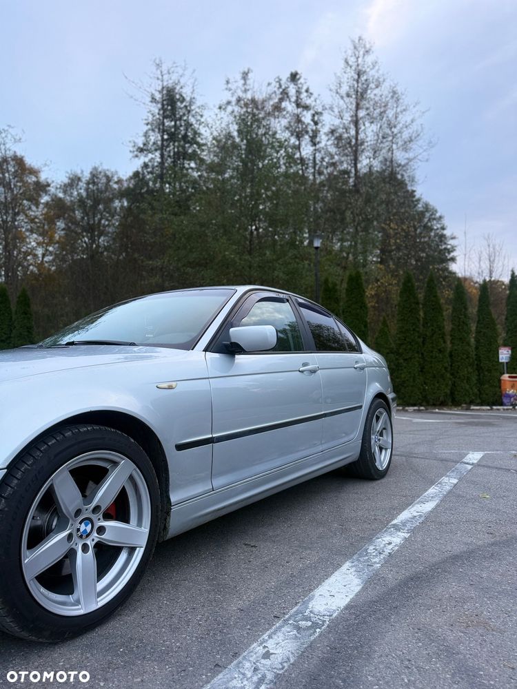BMW 3 Series 2003 photo 4