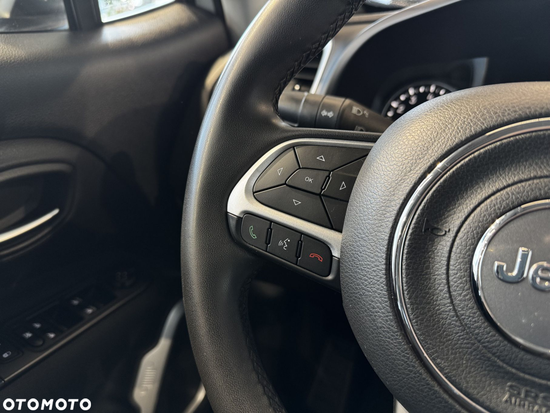 Jeep Renegade - 18