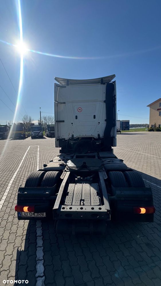 Mercedes-Benz Actros MP4 1845 - 8