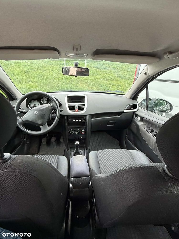 Peugeot 207 1.4 Millesim 200 - 13