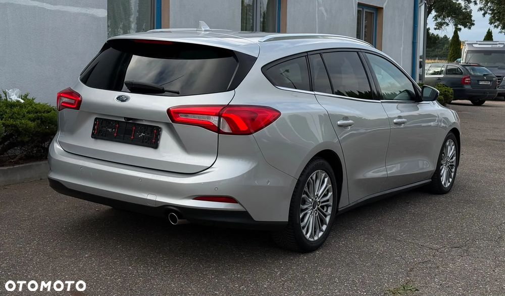 Ford Focus 2.0 EcoBlue STart-Stopp-System TITANIUM - 11