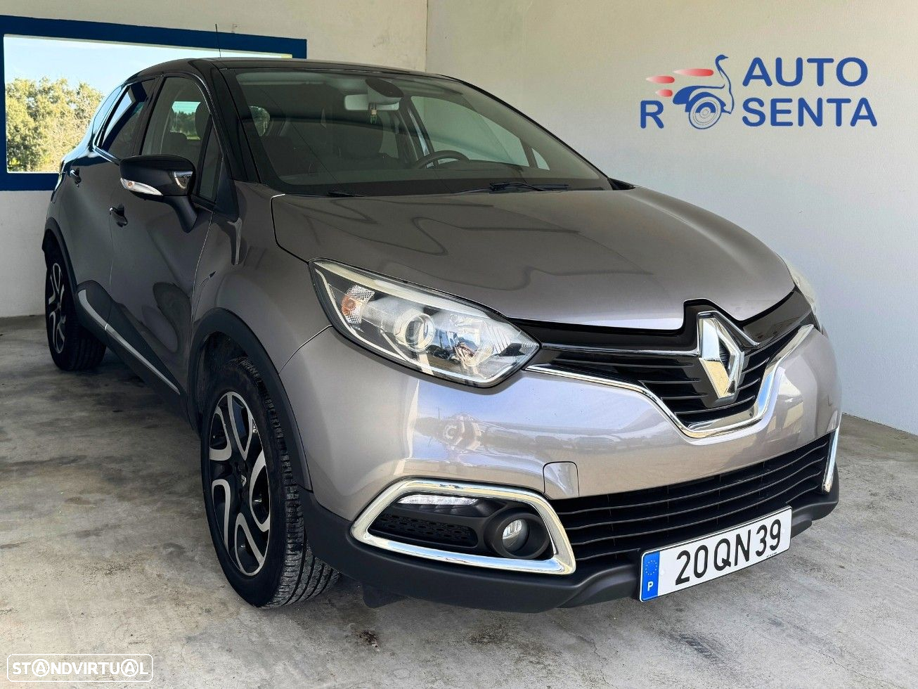 Renault Captur 0.9 TCE Exclusive - 2