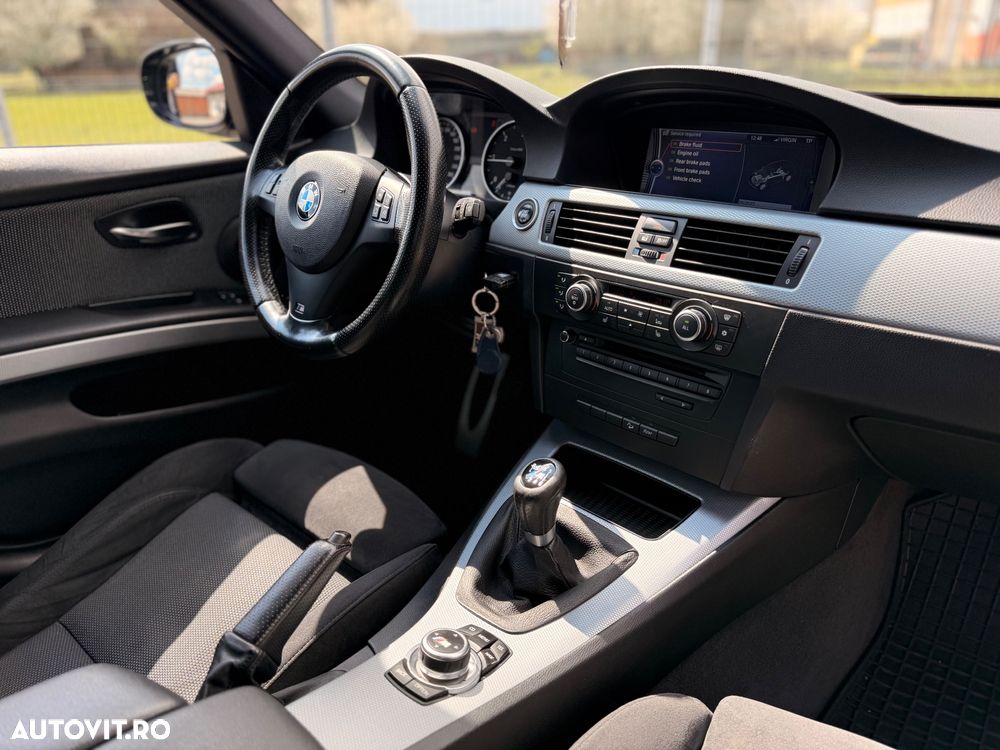 BMW Seria 3 320d xDrive DPF - 13