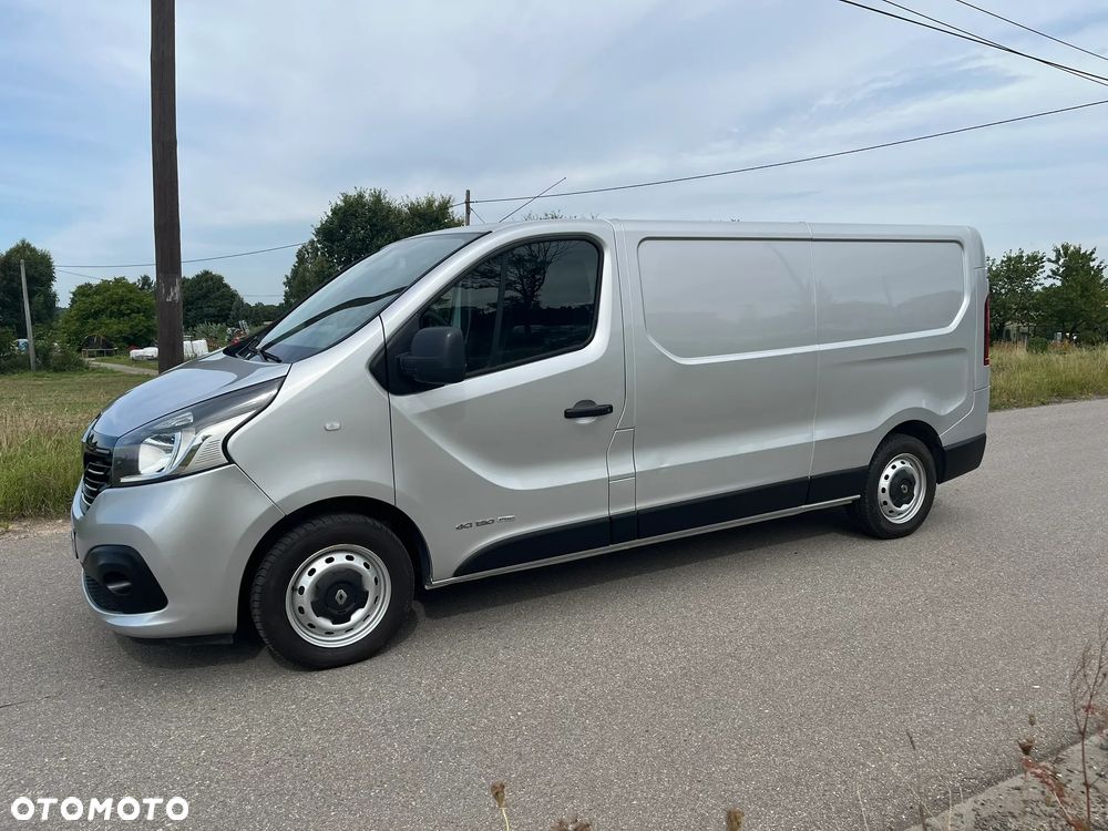 Renault Trafic - 2